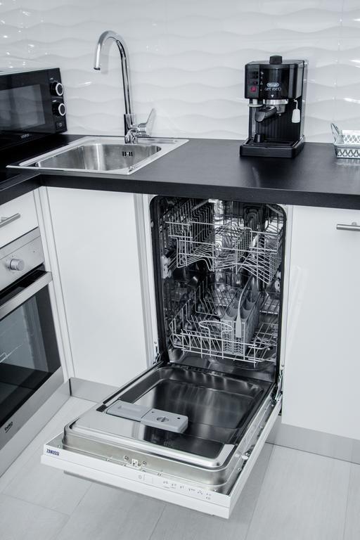 Luxury Studio Apartment White Sensation Водице Екстериор снимка