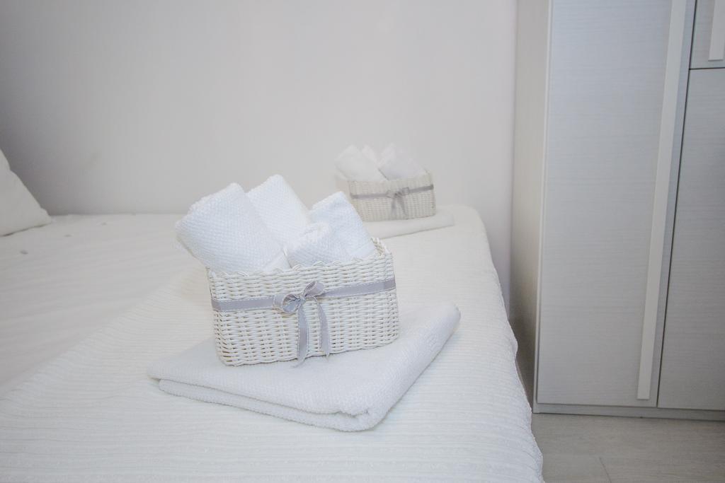 Luxury Studio Apartment White Sensation Водице Екстериор снимка