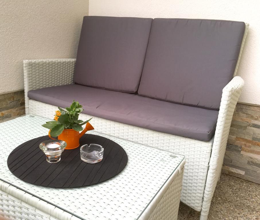 Luxury Studio Apartment White Sensation Водице Екстериор снимка